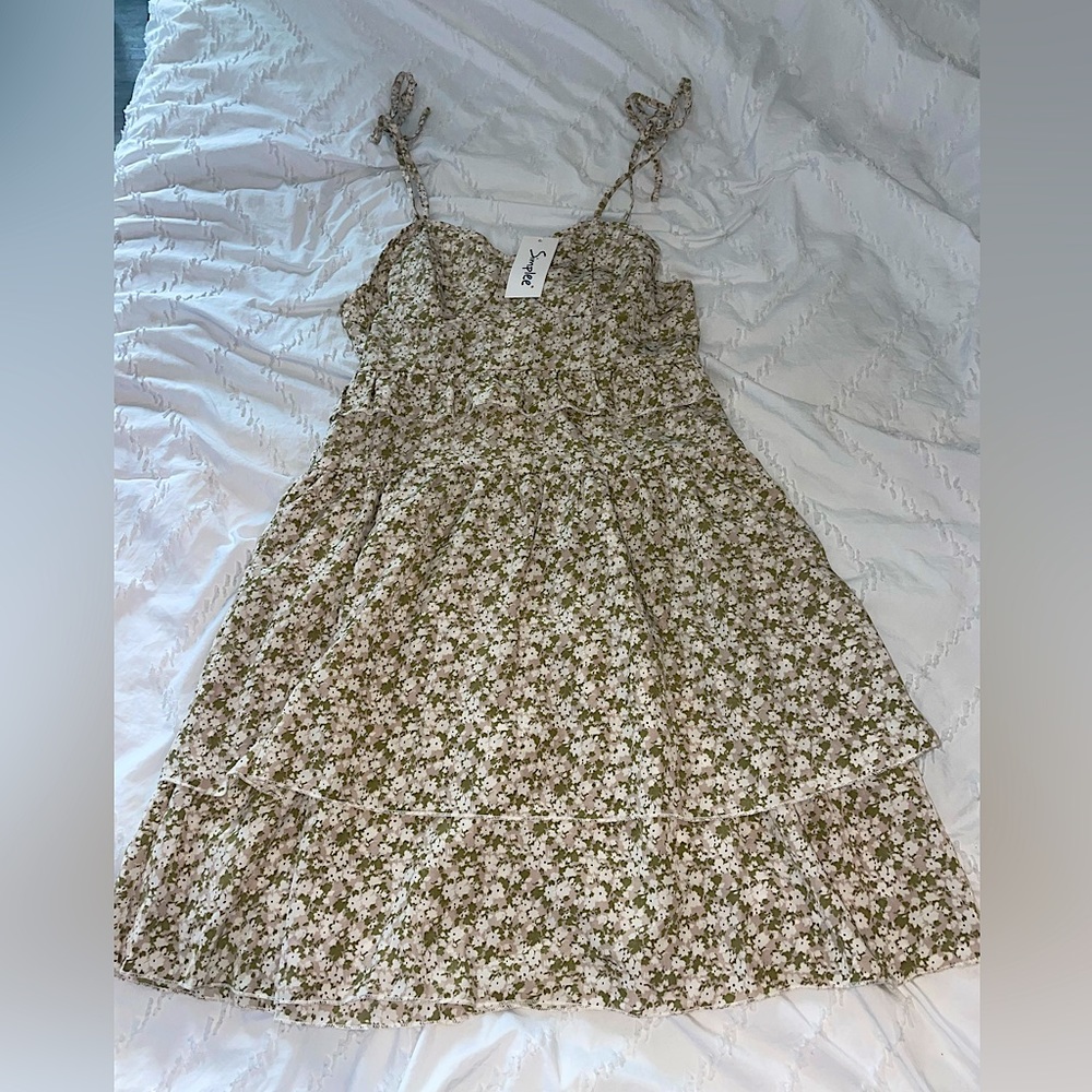Women’s Floral Simplee Dress